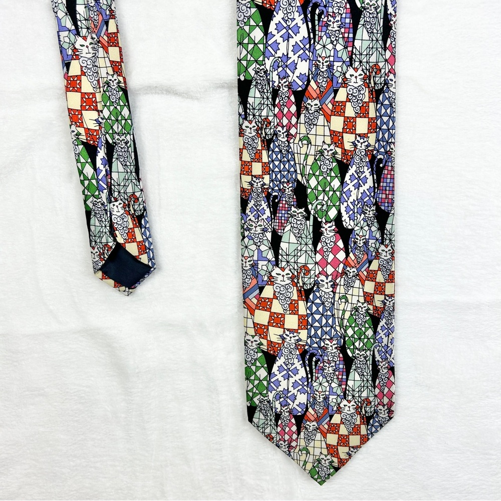 JIM SHORE‎ Signature 100% Silk Cat Geometric Quilt Print Neck Tie Artsy Bold
